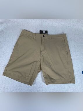 Men’s Avalon 7” Performance Golf shorts NWT